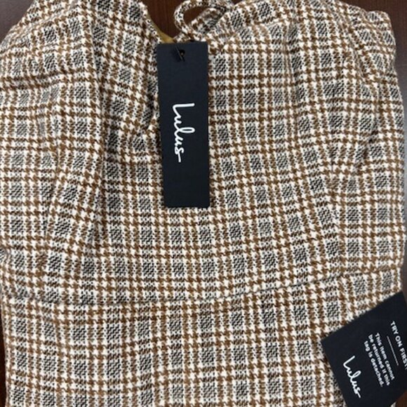 NWT Lulus Aesthetic Attitude Brown Plaid Tweed Sleeveless Skort Romper (size SM) - Picture 5 of 7